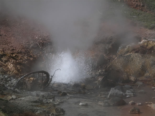 images/I-Mud Geyser (1).jpg